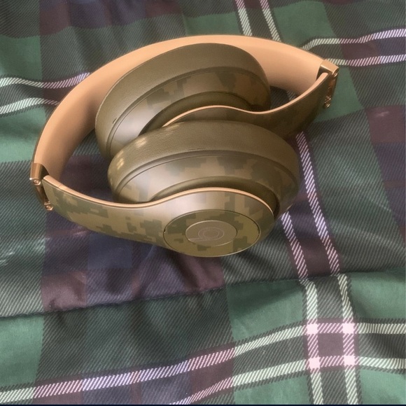 Beats Studio 3 (camo collection) - Picture 4 of 8